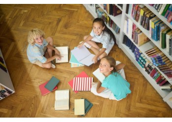 Cómo Fomentar la Lectura en Niños: Libros por Edad y Trucos con Stickers