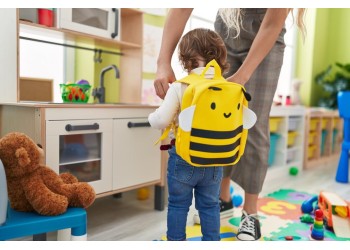 Cómo Preparar a tu Hijo para su Primer Día de Escuela o Guardería